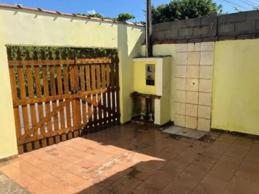 Foto 5 de Casa com 2 quartos à venda, 71m2 em Itanhaem - SP