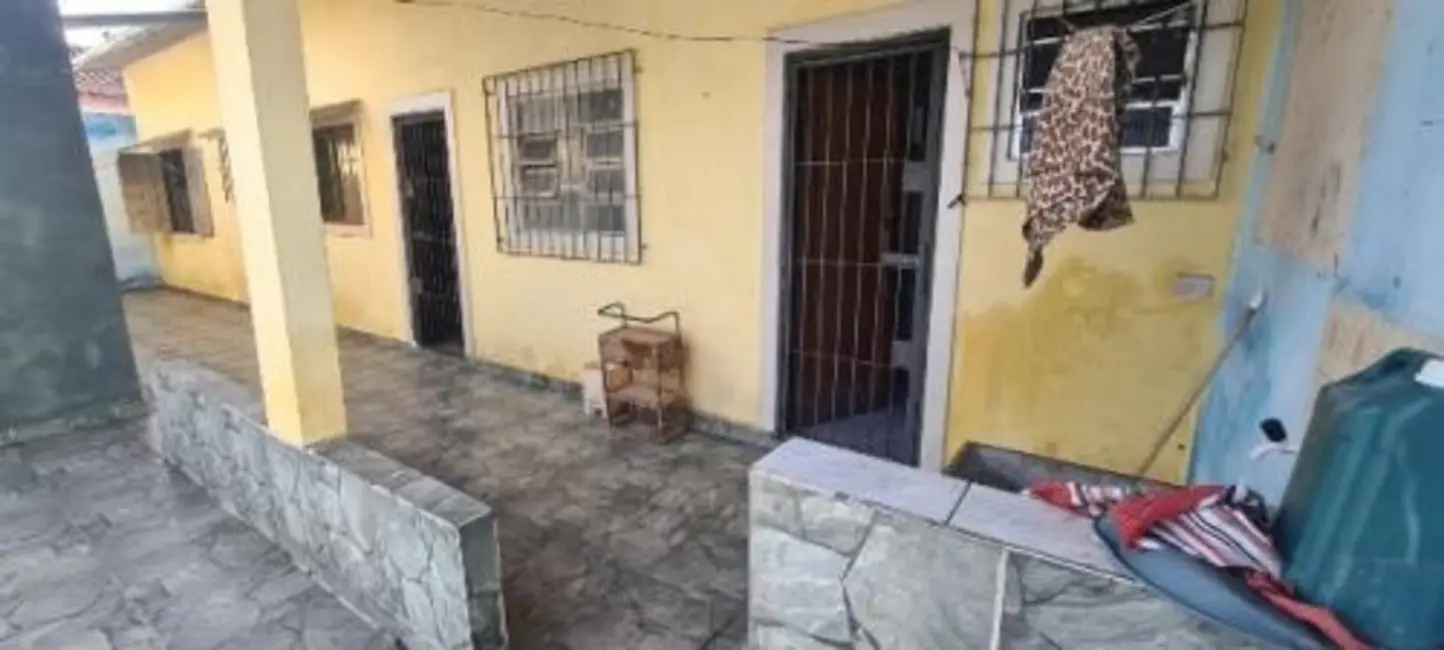 Foto 3 de Casa com 2 quartos à venda, 90m2 em Itanhaem - SP