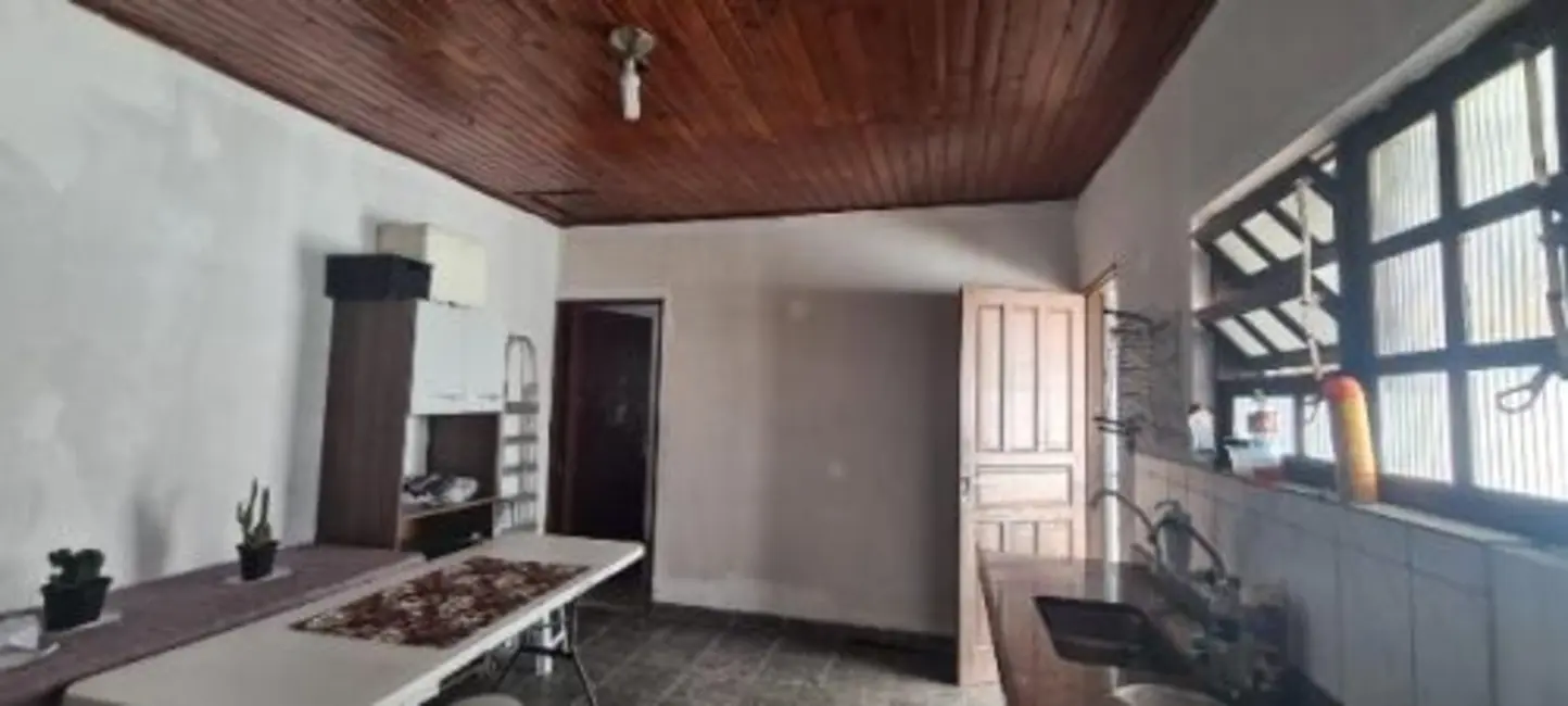 Foto 9 de Casa com 2 quartos à venda, 90m2 em Itanhaem - SP