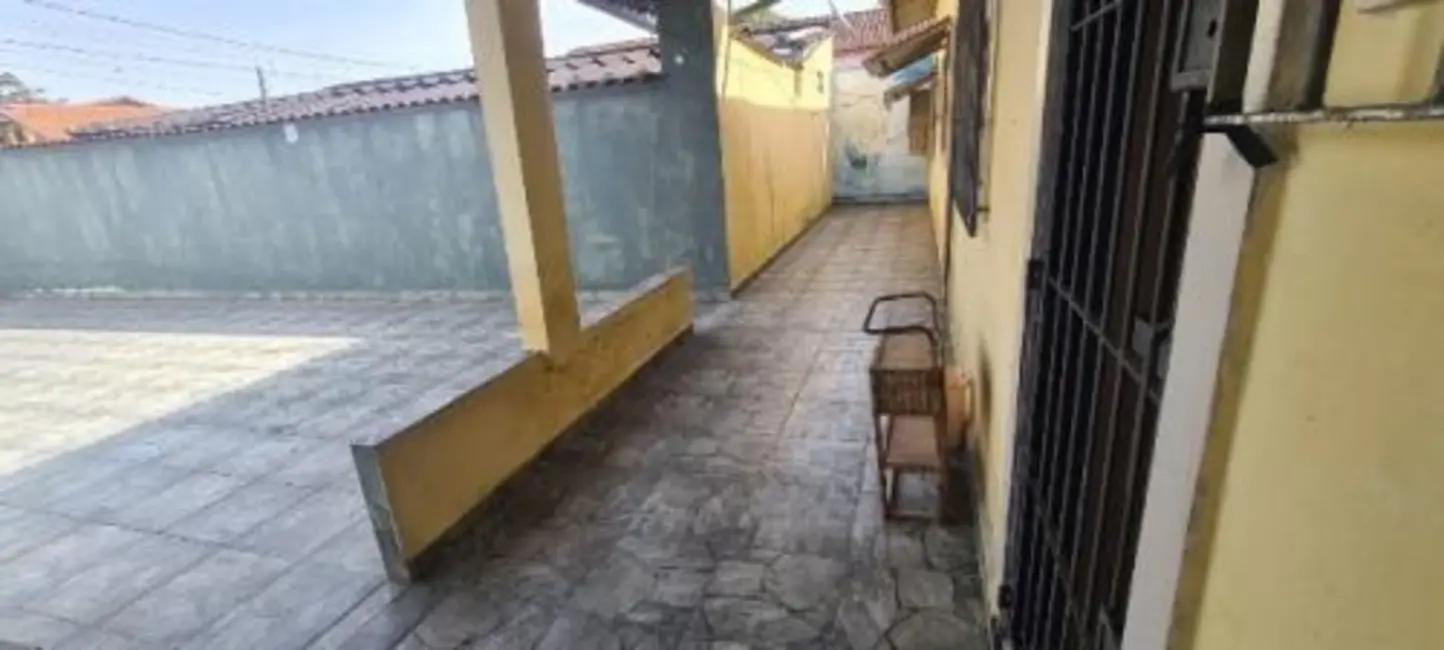 Foto 6 de Casa com 2 quartos à venda, 90m2 em Itanhaem - SP