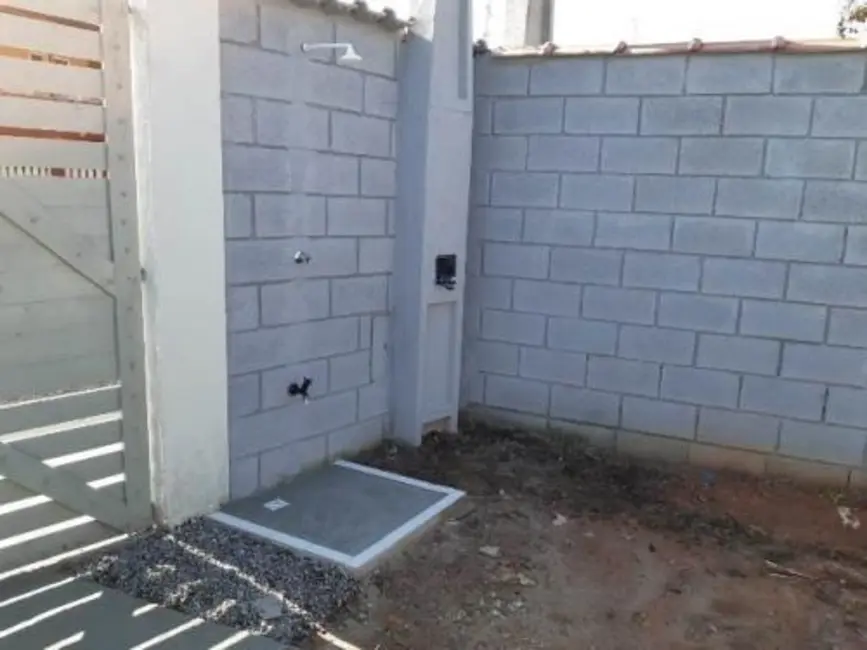 Foto 4 de Casa com 2 quartos à venda, 74m2 em Itanhaem - SP