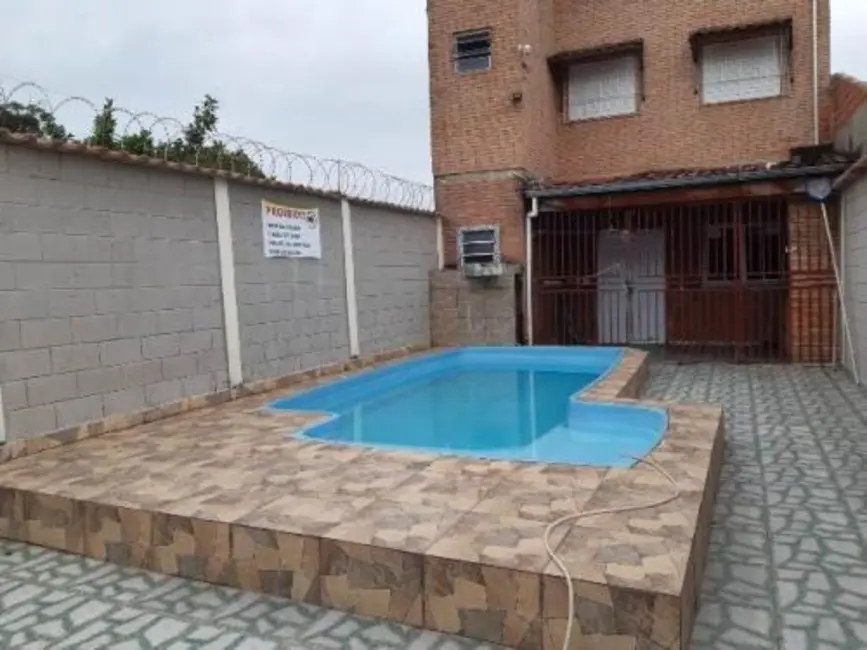 Foto 1 de Casa com 2 quartos à venda, 120m2 em Itanhaem - SP