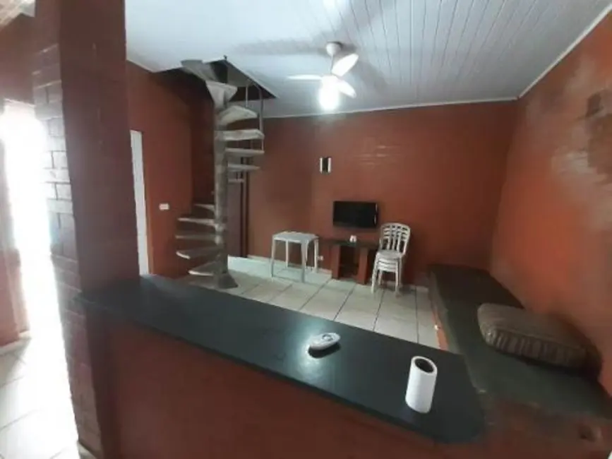 Foto 6 de Casa com 2 quartos à venda, 120m2 em Itanhaem - SP