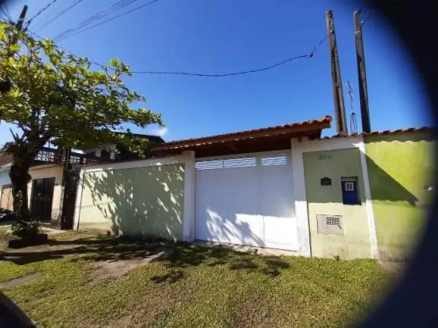 Foto 2 de Casa com 2 quartos à venda, 54m2 em Itanhaem - SP