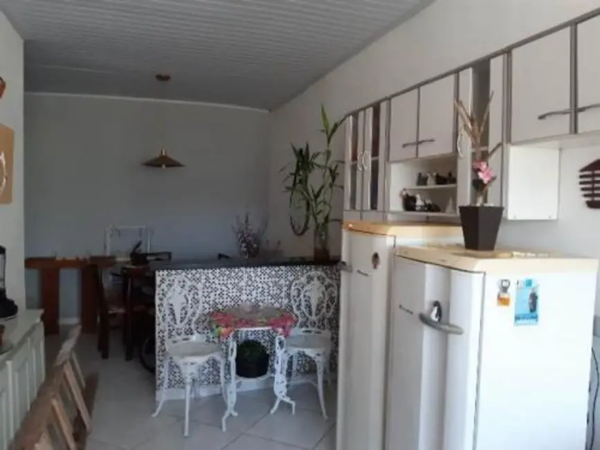 Foto 8 de Casa com 2 quartos à venda, 54m2 em Itanhaem - SP