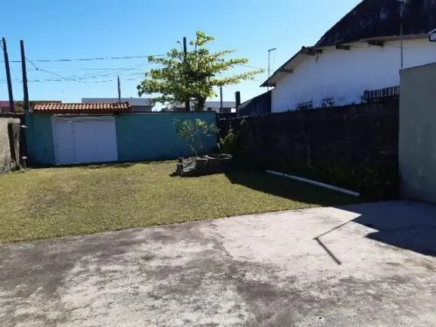 Foto 3 de Casa com 2 quartos à venda, 54m2 em Itanhaem - SP