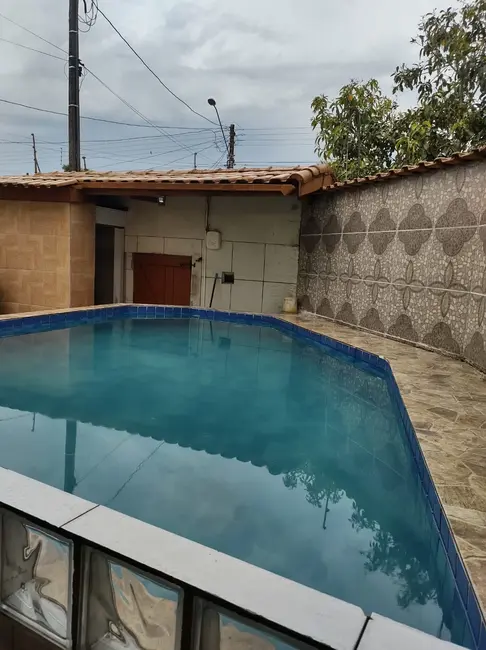 Foto 6 de Casa com 6 quartos à venda, 326m2 em Itanhaem - SP