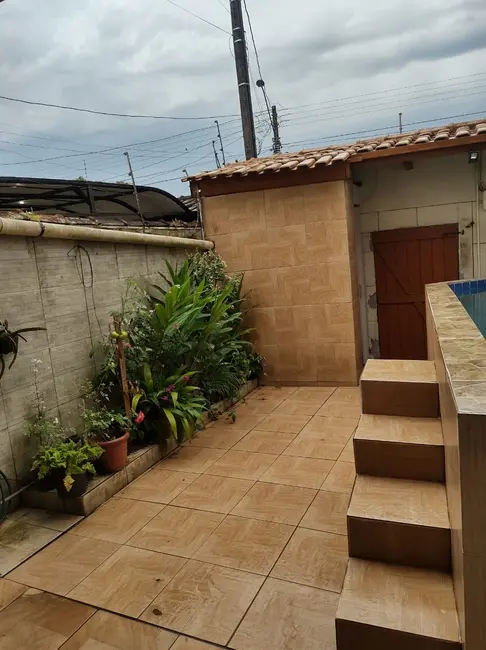 Foto 4 de Casa com 6 quartos à venda, 326m2 em Itanhaem - SP