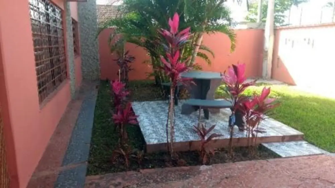 Foto 7 de Casa com 2 quartos à venda, 100m2 em Itanhaem - SP