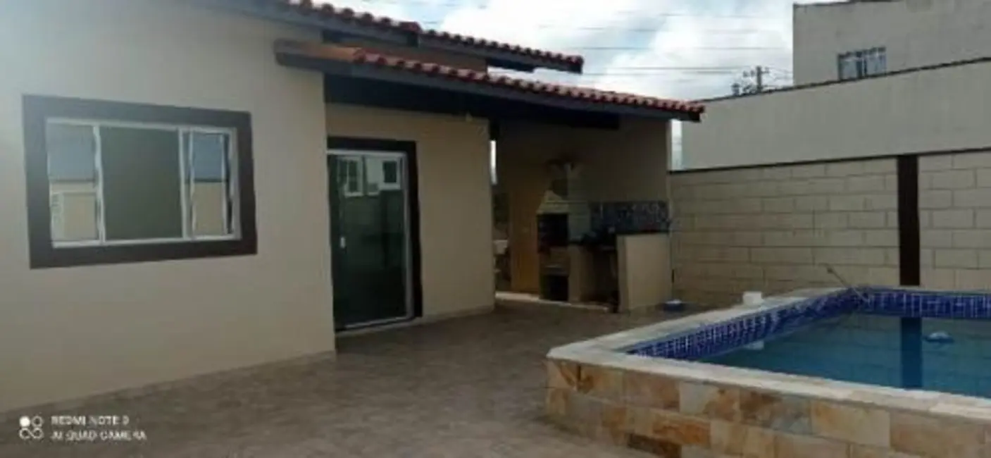 Casa com 2 quartos à venda, 69m2 em Itanhaem - SP - imagem 1 Foto 1 de Casa com 2 quartos à venda, 69m2 em Itanhaem - SP