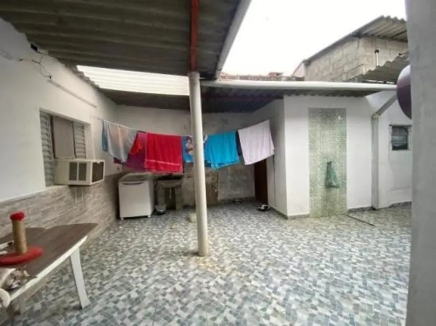 Foto 4 de Casa com 5 quartos à venda, 110m2 em Itanhaem - SP