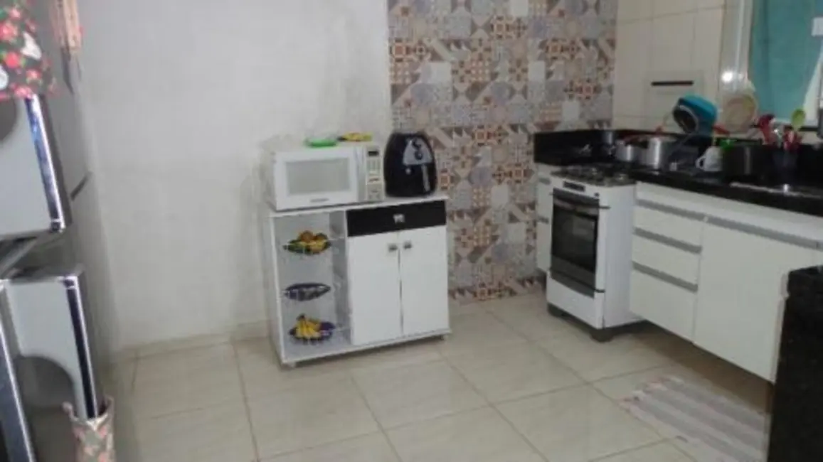 Foto 8 de Casa com 3 quartos à venda, 164m2 em Itanhaem - SP