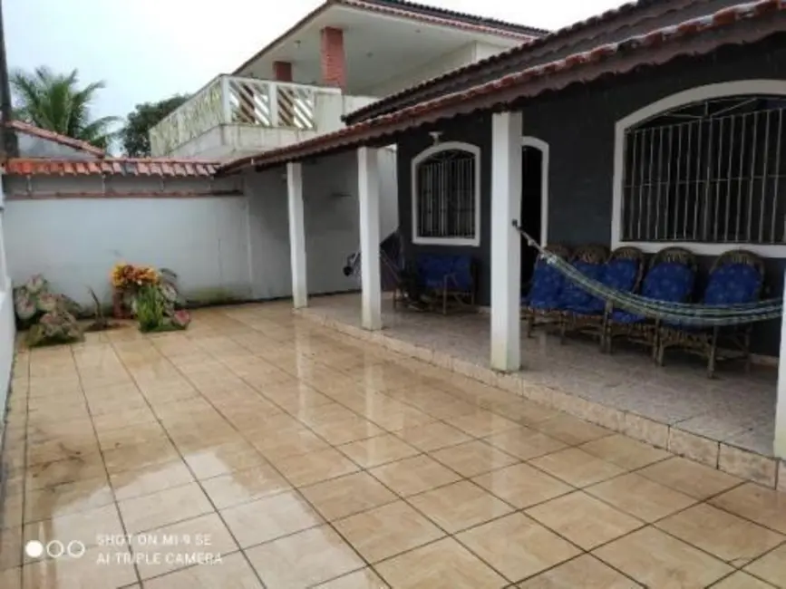 Casa com 2 quartos à venda, 128m2 em Itanhaem - SP - imagem 2 Foto 2 de Casa com 2 quartos à venda, 128m2 em Itanhaem - SP