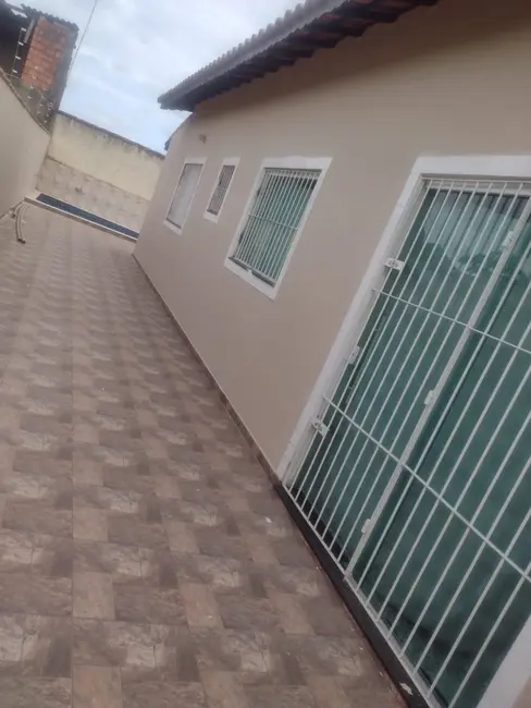 Foto 1 de Casa com 2 quartos à venda, 54m2 em Itanhaem - SP