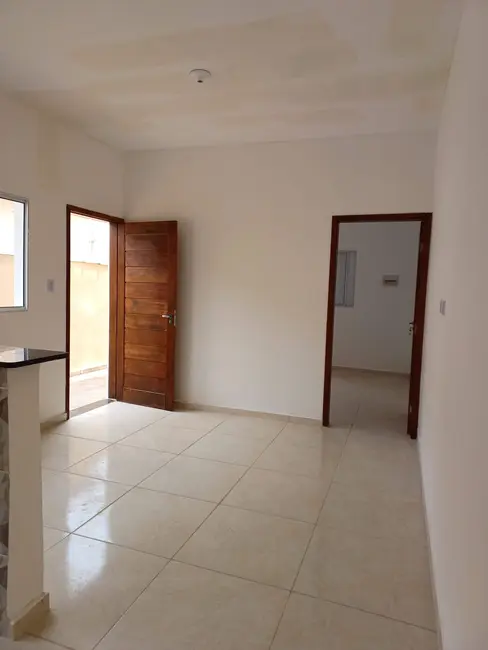 Foto 7 de Casa com 2 quartos à venda, 67m2 em Itanhaem - SP