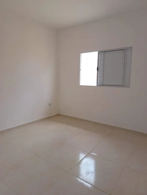 Foto 6 de Casa com 2 quartos à venda, 67m2 em Itanhaem - SP