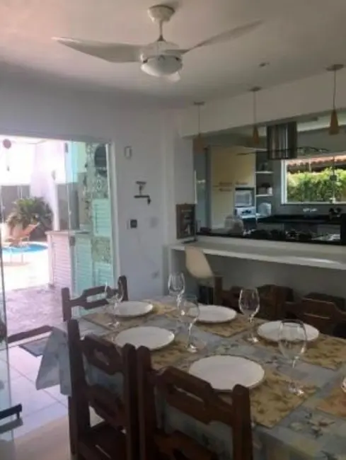 Casa com 4 quartos à venda, 210m2 em Peruibe - SP - imagem 8 Foto 8 de Casa com 4 quartos à venda, 210m2 em Peruibe - SP