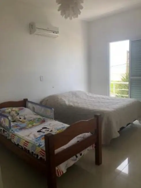 Casa com 4 quartos à venda, 210m2 em Peruibe - SP - imagem 5 Foto 5 de Casa com 4 quartos à venda, 210m2 em Peruibe - SP