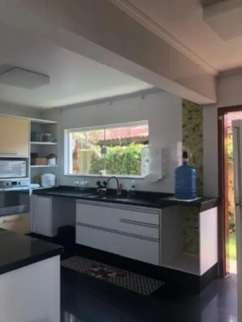 Casa com 4 quartos à venda, 210m2 em Peruibe - SP - imagem 7 Foto 7 de Casa com 4 quartos à venda, 210m2 em Peruibe - SP