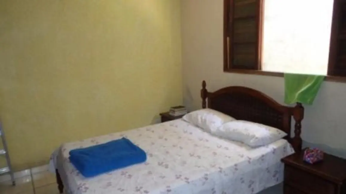 Foto 5 de Casa com 1 quarto à venda, 125m2 em Itanhaem - SP