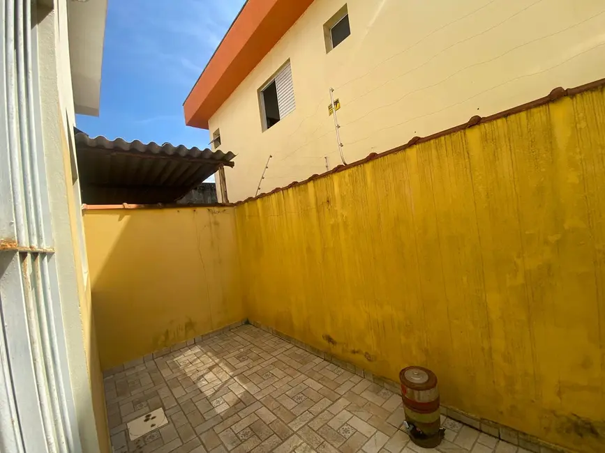 Foto 7 de Casa de Condomínio com 2 quartos à venda, 68m2 em Itanhaem - SP