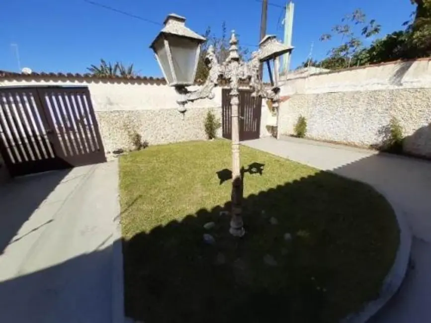 Foto 3 de Casa com 3 quartos à venda, 240m2 em Itanhaem - SP