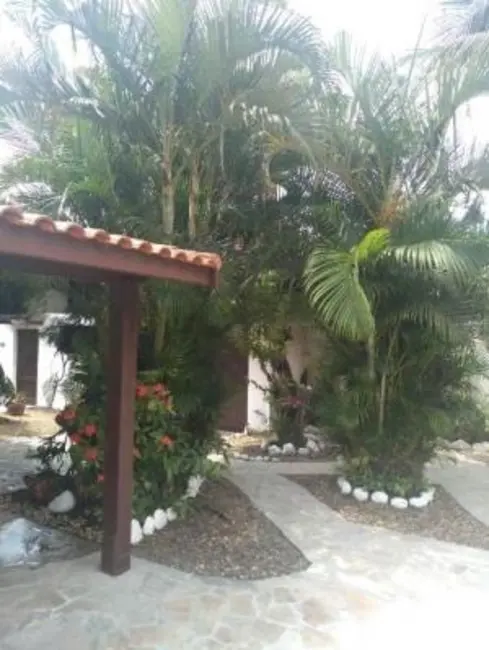 Foto 8 de Casa com 2 quartos à venda, 119m2 em Itanhaem - SP