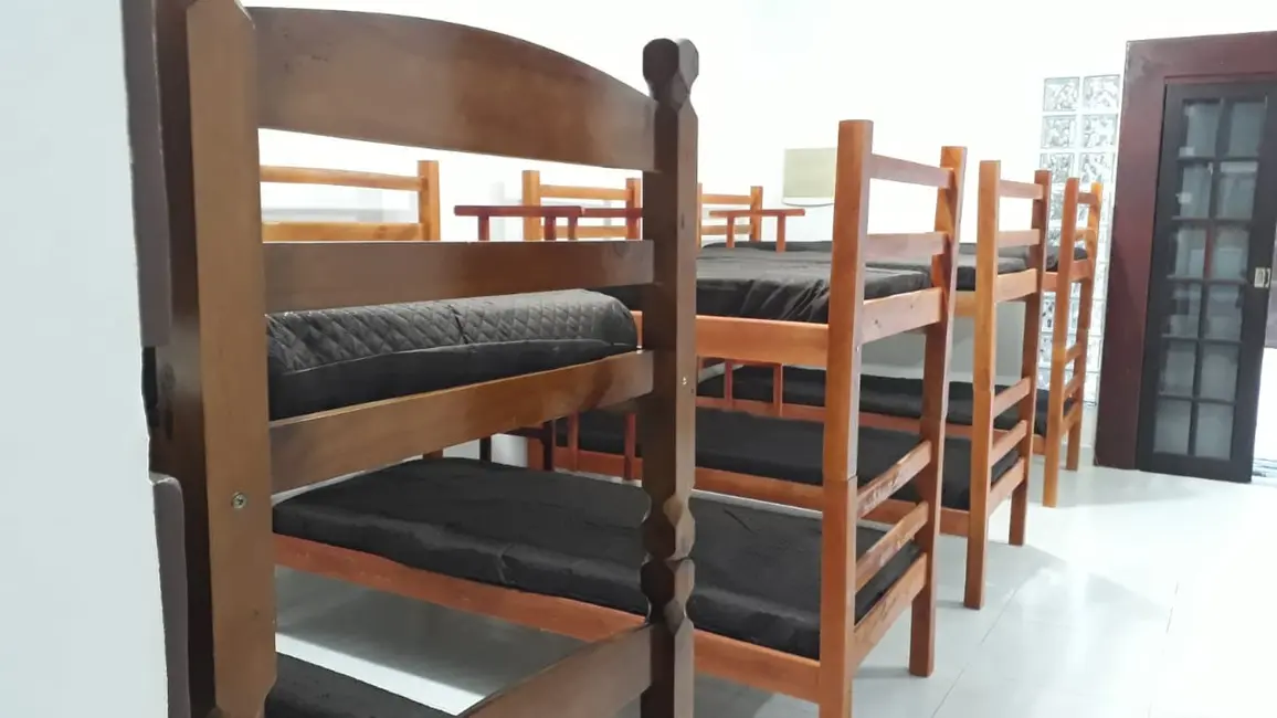 Foto 9 de Casa com 2 quartos à venda, 200m2 em Peruibe - SP