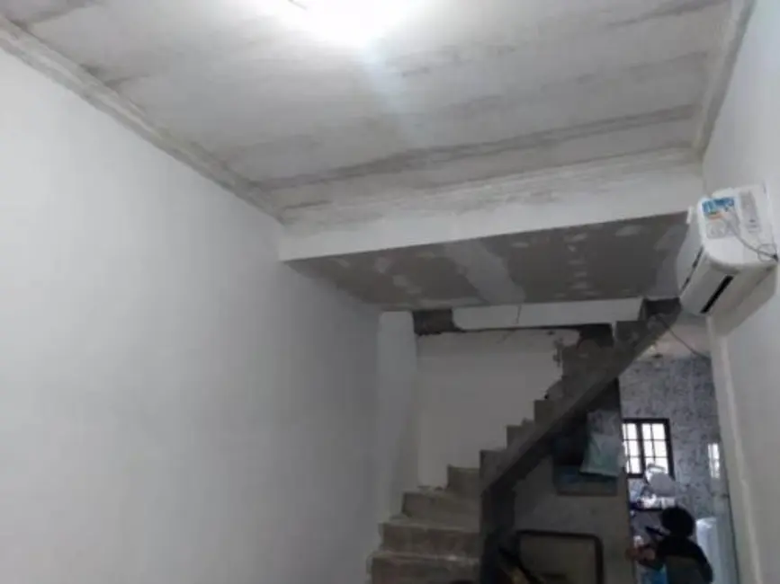 Casa com 2 quartos à venda, 130m2 em Agenor de Campos, Mongagua - SP - imagem 8 Foto 8 de Casa com 2 quartos à venda, 130m2 em Agenor de Campos, Mongagua - SP