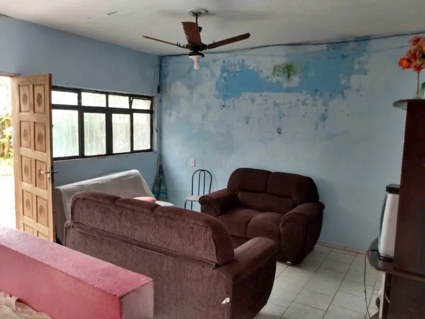Foto 6 de Casa com 2 quartos à venda, 250m2 em Itanhaem - SP