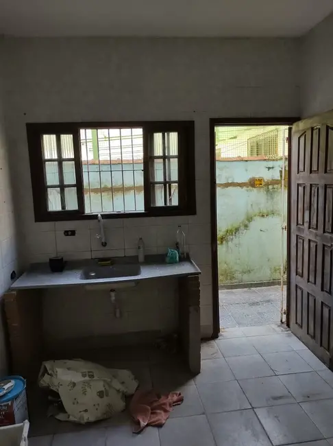 Foto 6 de Casa com 2 quartos à venda, 70m2 em Itanhaem - SP