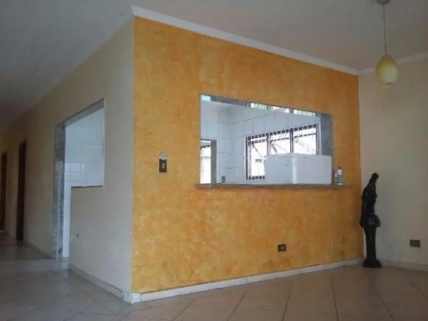 Foto 9 de Casa com 3 quartos à venda, 300m2 em Itanhaem - SP