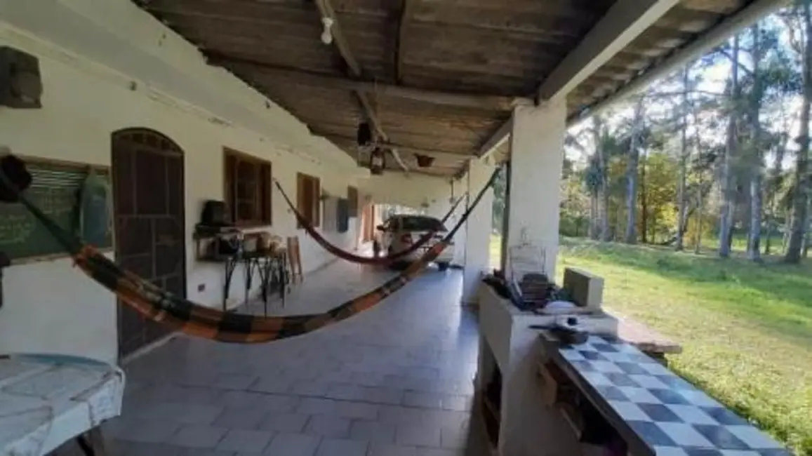 Chácara com 4 quartos à venda, 115m2 em Itanhaem - SP - imagem 4 Foto 4 de Chácara com 4 quartos à venda, 115m2 em Itanhaem - SP