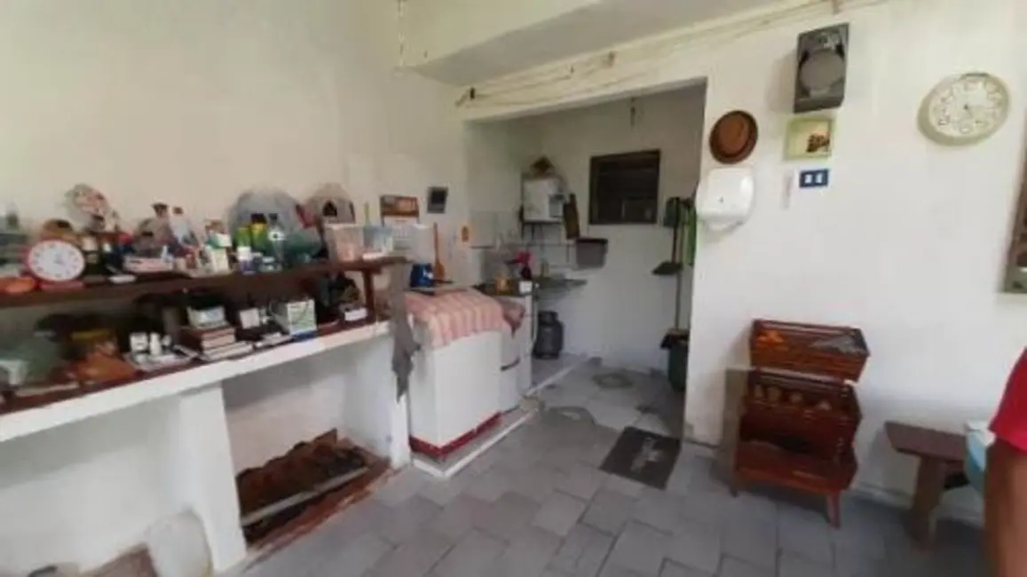 Chácara com 4 quartos à venda, 115m2 em Itanhaem - SP - imagem 3 Foto 3 de Chácara com 4 quartos à venda, 115m2 em Itanhaem - SP