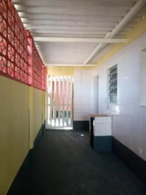 Casa com 1 quarto à venda, 49m2 em Peruibe - SP - imagem 6 Foto 6 de Casa com 1 quarto à venda, 49m2 em Peruibe - SP