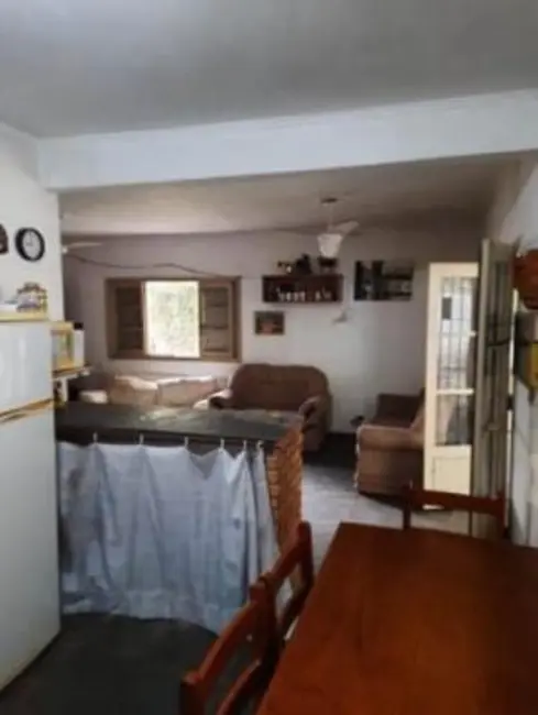 Casa com 2 quartos à venda, 600m2 em Peruibe - SP - imagem 3 Foto 3 de Casa com 2 quartos à venda, 600m2 em Peruibe - SP