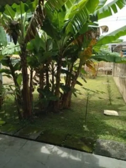 Foto 2 de Casa com 1 quarto à venda, 92m2 em Centro, Mongagua - SP