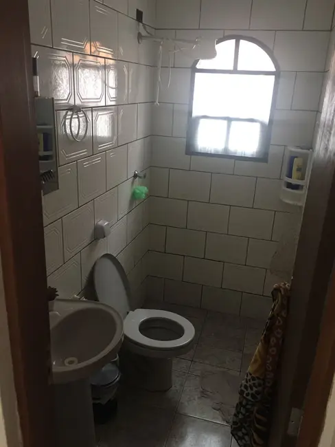 Foto 8 de Casa com 2 quartos à venda, 65m2 em Itanhaem - SP