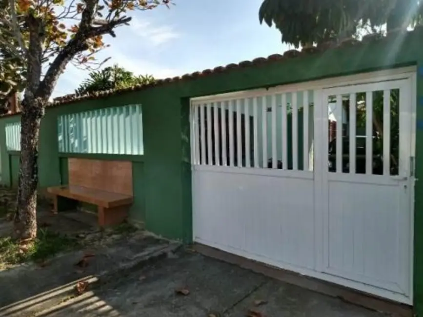 Casa com 3 quartos à venda, 165m2 em Itanhaem - SP - imagem 3 Foto 3 de Casa com 3 quartos à venda, 165m2 em Itanhaem - SP
