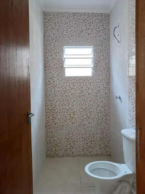 Foto 7 de Casa com 2 quartos à venda, 67m2 em Itanhaem - SP