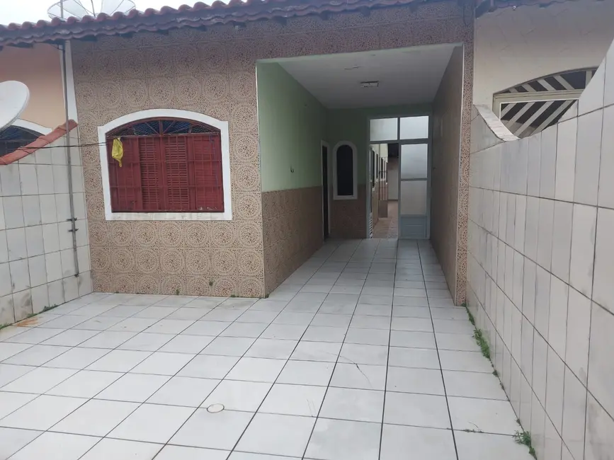 Foto 1 de Casa com 2 quartos à venda, 75m2 em Itanhaem - SP