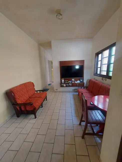 Foto 3 de Casa com 2 quartos à venda, 75m2 em Itanhaem - SP