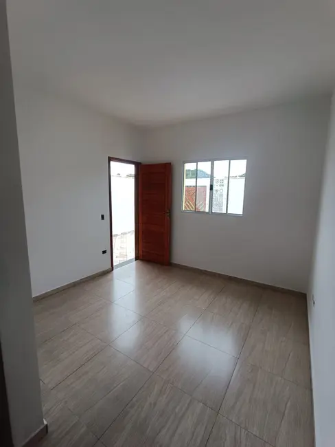 Foto 4 de Casa com 2 quartos à venda, 130m2 em Itanhaem - SP