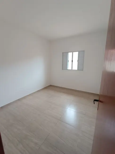 Foto 6 de Casa com 2 quartos à venda, 130m2 em Itanhaem - SP