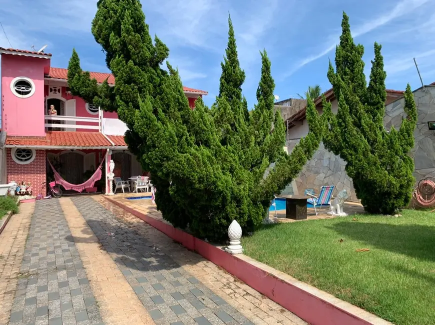 Foto 2 de Casa com 3 quartos à venda, 150m2 em Itanhaem - SP