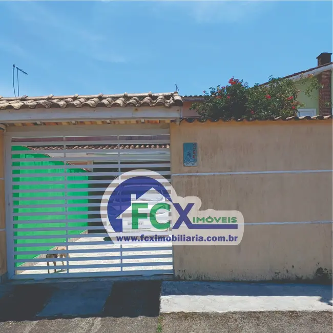 Foto 1 de Casa com 2 quartos à venda, 67m2 em Itanhaem - SP