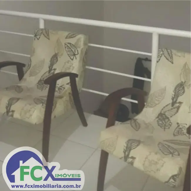 Foto 8 de Casa com 2 quartos à venda, 67m2 em Itanhaem - SP