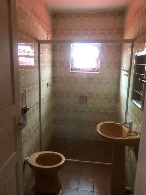 Foto 2 de Casa com 2 quartos à venda, 45m2 em Itanhaem - SP