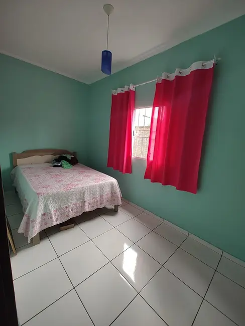 Foto 9 de Casa com 4 quartos à venda, 130m2 em Itanhaem - SP
