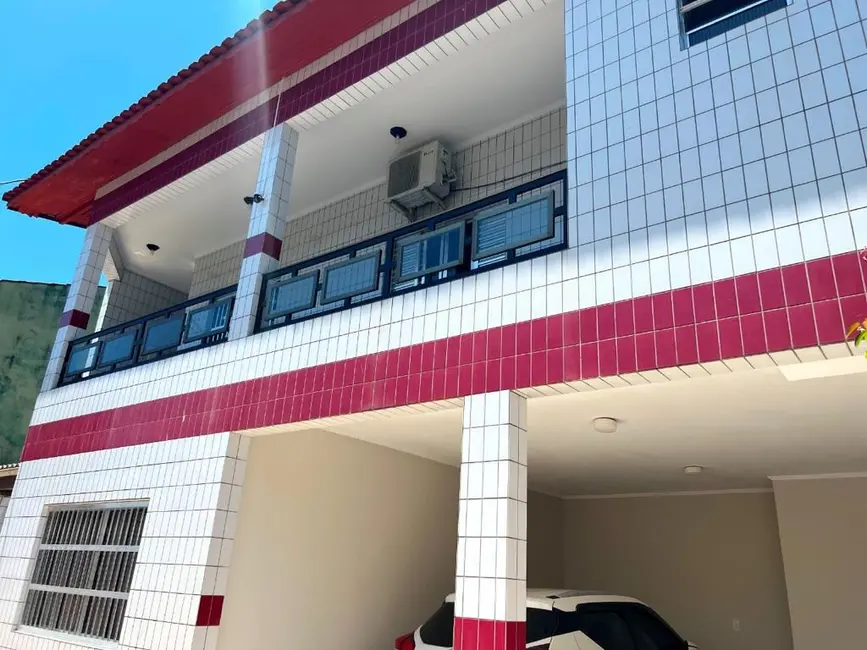 Foto 3 de Casa com 4 quartos à venda, 270m2 em Mongagua - SP